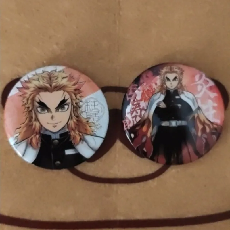 귀멸의 칼날 레이저 브로치 렌고쿠 쿄쥬로 애니메이션 액션 피규어 의류 백팩 핀 장식 귀여운 소년 크리스마스 선물