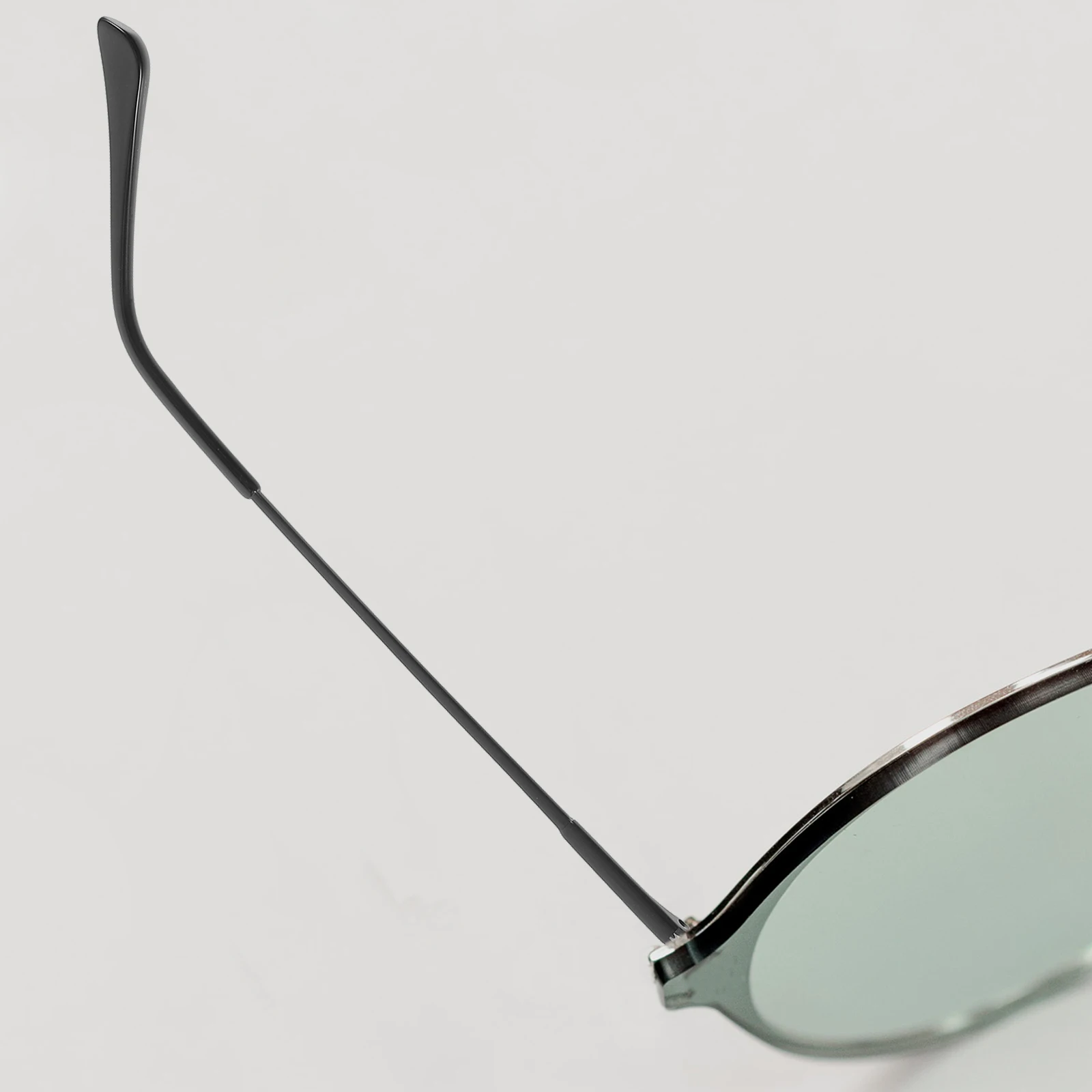 استبدال نظارات الساقين 1 مللي متر مزدوجة الأسنان النظارات المعدنية الأسلحة لقراءة النظارات الشمسية قصر النظر نصائح معبد البلاستيك الأسود