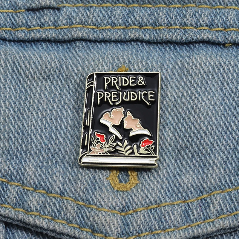 Alfileres esmaltados de libro de prejuicio del orgullo, broches de novela de película de Drama romántico personalizado, insignias de solapa, joyería gótica Punk, regalo para amigos