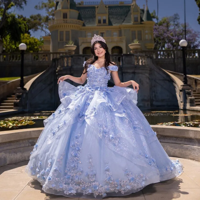 

Sky Blue Shiny Off the Shoulder Ball Gown Tiered Beaded Appliques Crystal 3DFlower Quinceanera Dress Princess Sweet 16 Vestidos
