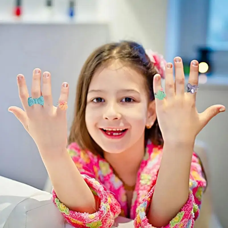 Anillos de juego sin duplicación para niños, anillo de juego para niñas, anillos de dedo de princesa, 24 piezas