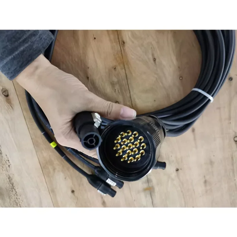 Split Extension Cord 19pin Male Socapex Head Split To 6units Of IP67 Waterproof Neutriker Connectors Power Cable