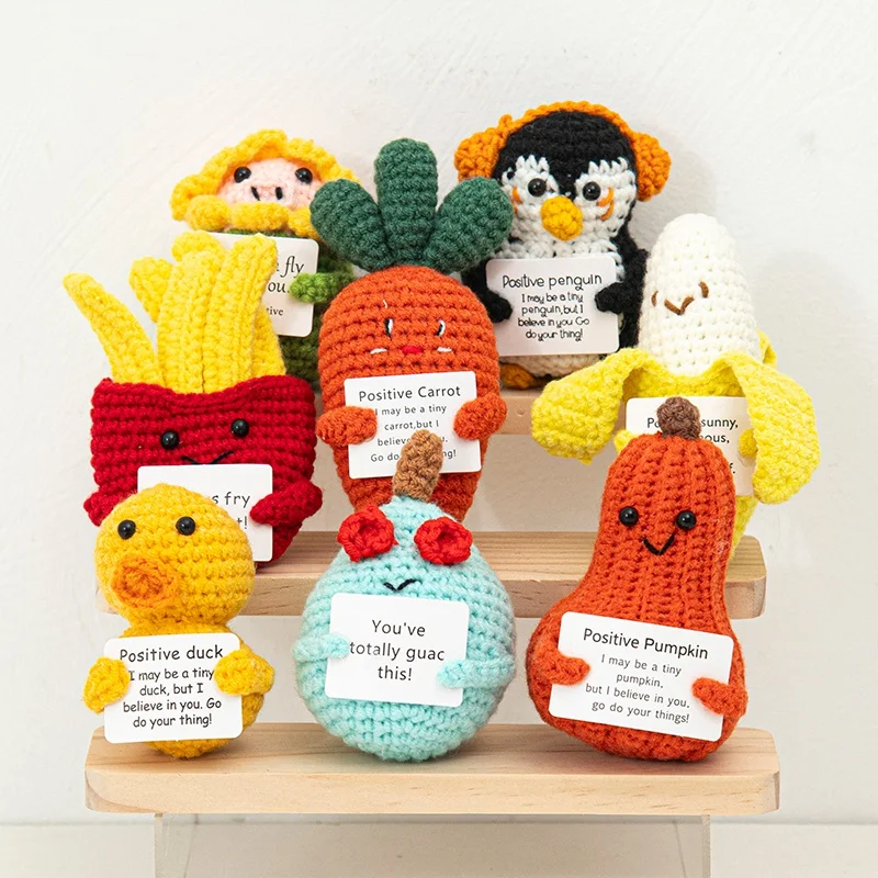 الطاقة الإيجابية دمية الفاكهة مضحك اليدوية الكروشيه الحلي مكتب سطح المكتب تمثال تمثال الديكور المهرجانات الإبداعية هدية #6