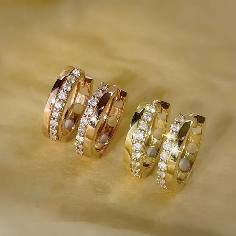 Huitan Modische Creolen mit Zirkonia für Damen, goldfarben/roségoldfarben, Accessoires für den Alltag, vielseitiger Schmuck