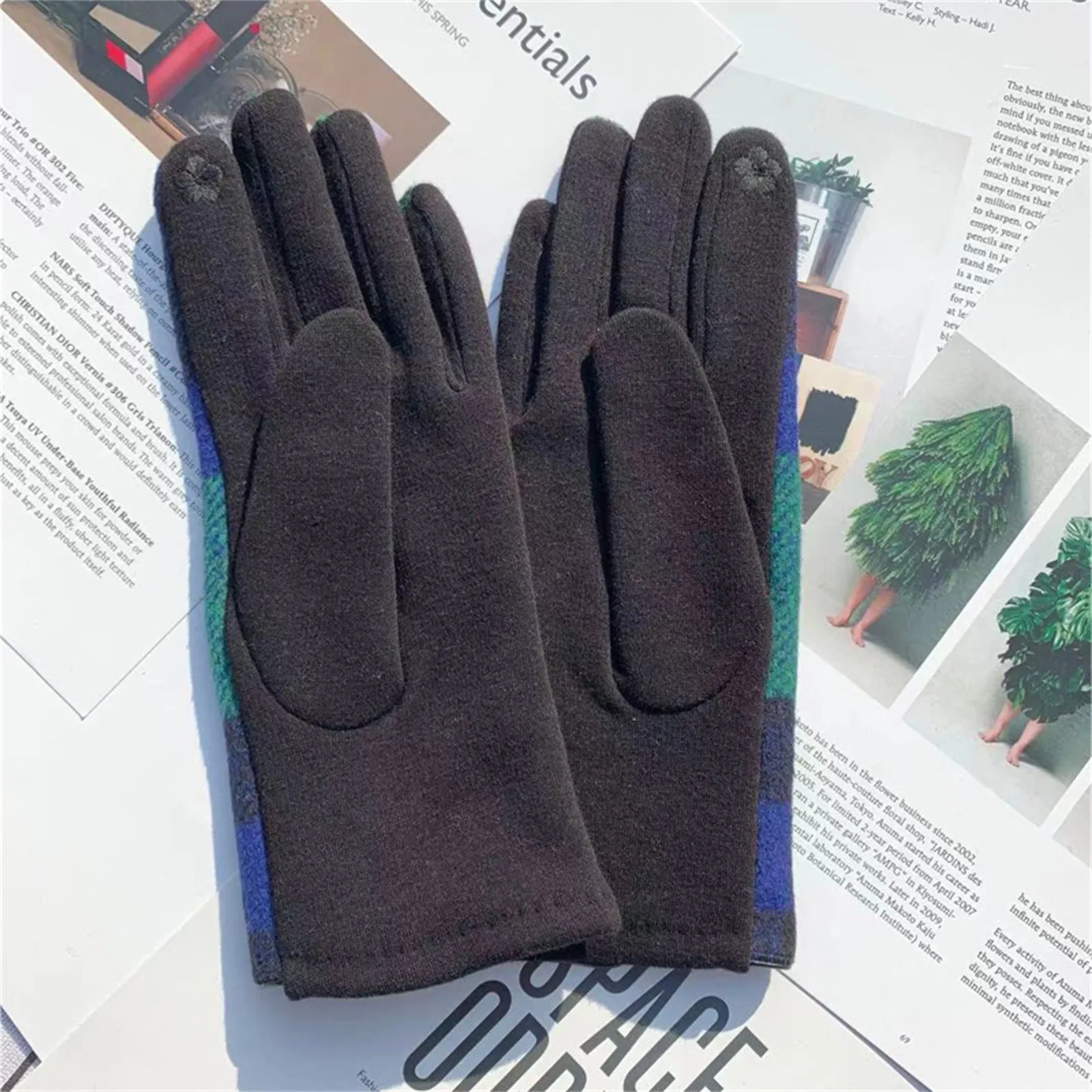 Keep Warm Women Winter Snow Sports Windbreak Riding Anti-skid Outdoor Gloves New 2025