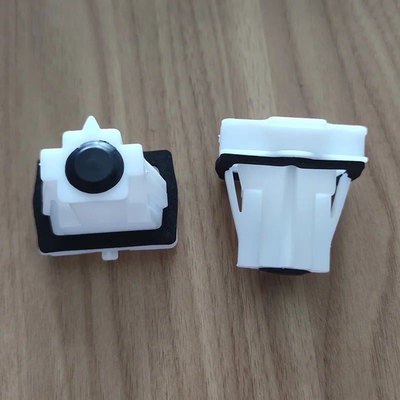 2pcs Clips Car Rear Seat Buckle Back Cushion Clips Fit For Peugeot 301 2008 for Citroen Elysee 2014 -2019 Parts Plastic Fastener