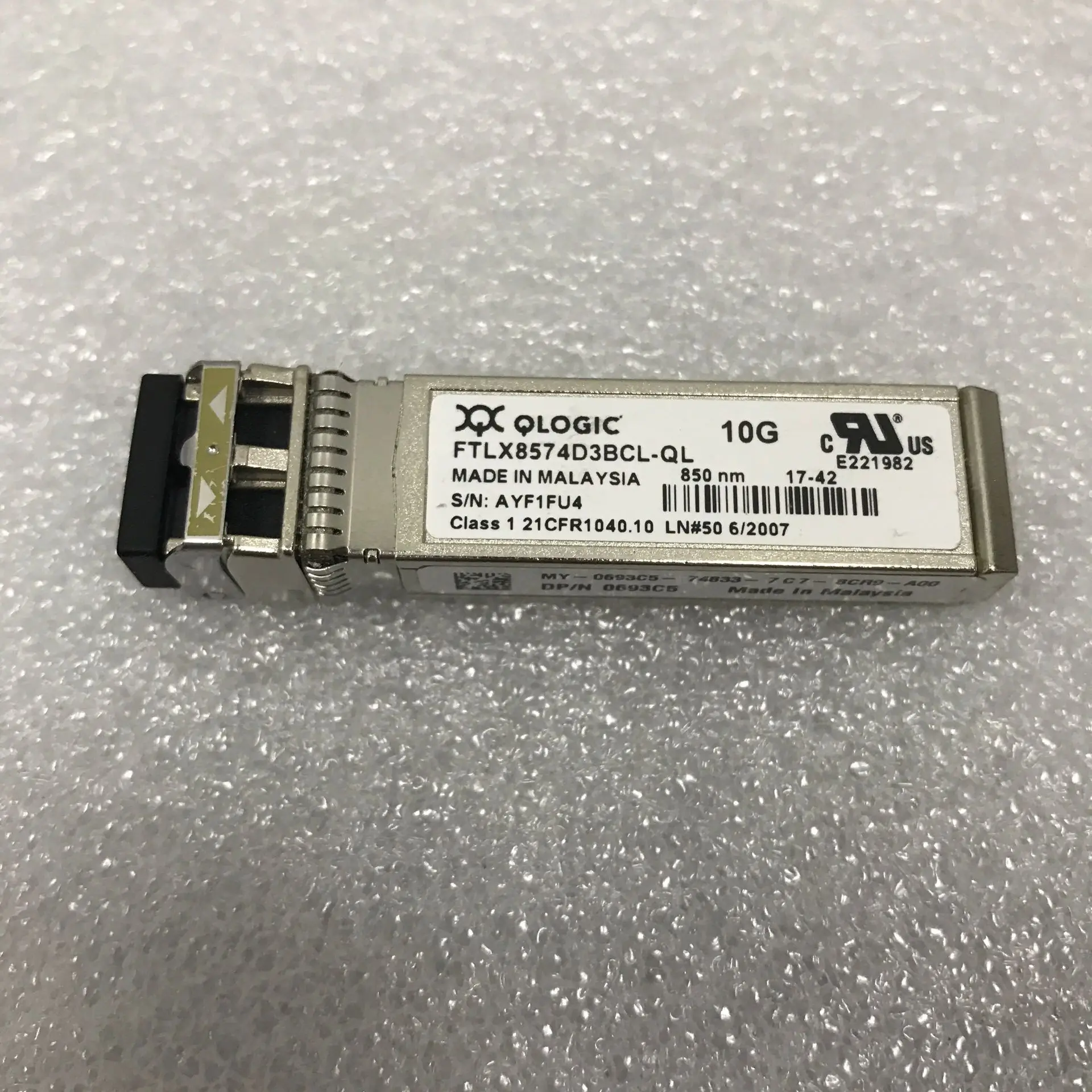 

Оптический приемопередатчик QLOGIC 10G/FTLX8574D3BCL-QL/10G 850NM SFP +/qlogic sfp/Qlogic port hba module sfp/qle 10g sfp