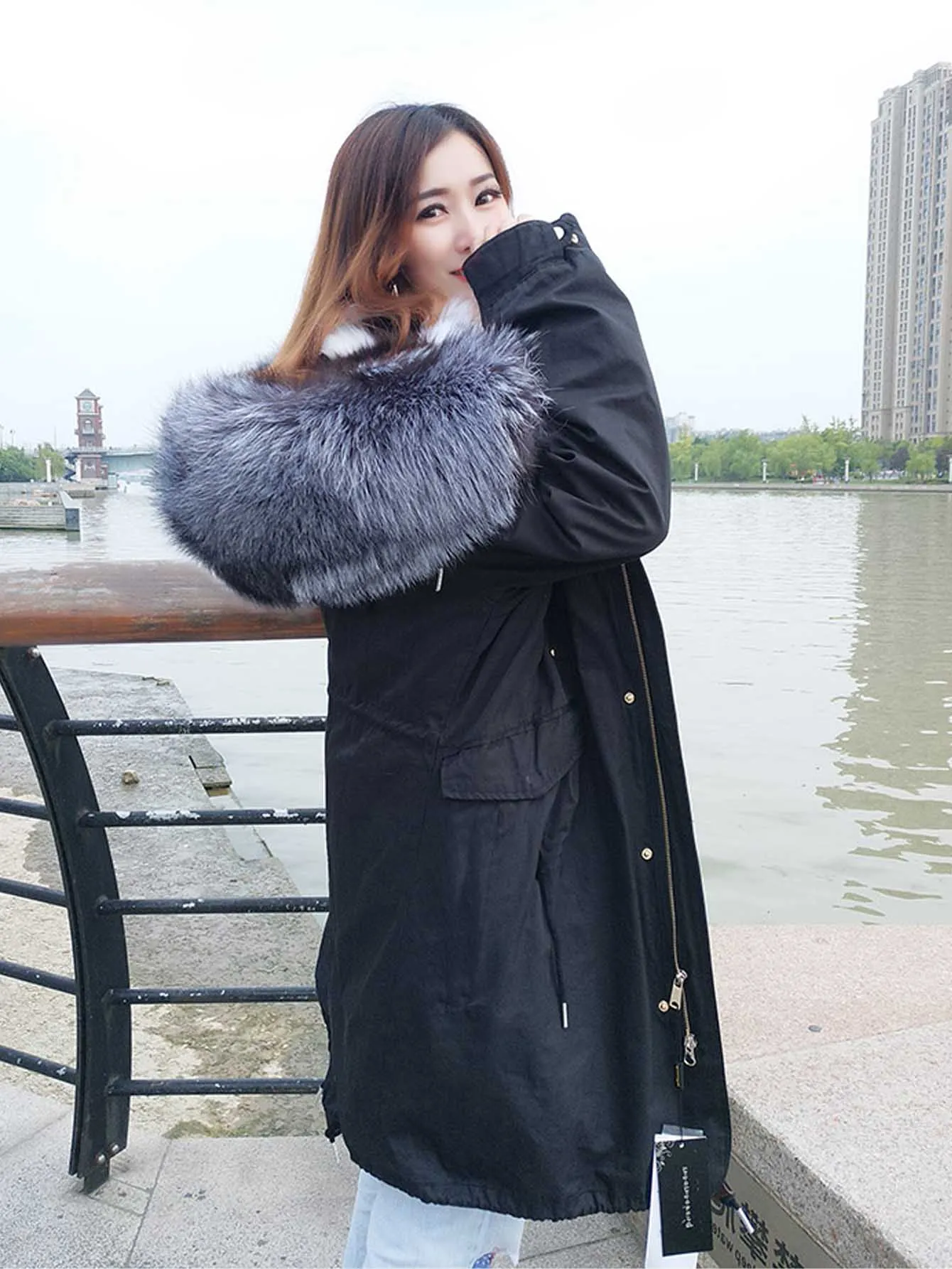 MaoMaoKong 2026 NEW Real Fur Coat Hooded Woman Winter Parkas Natural Fox Fur Collar Warm Jacket Removable Lining Female Clothing