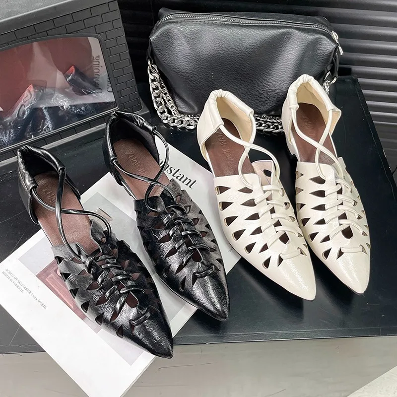 

Niche Design Hollow-out Open-toe Roman Sandals for Women, 2026 Summer New Pointed Mid-heel Versatile Style