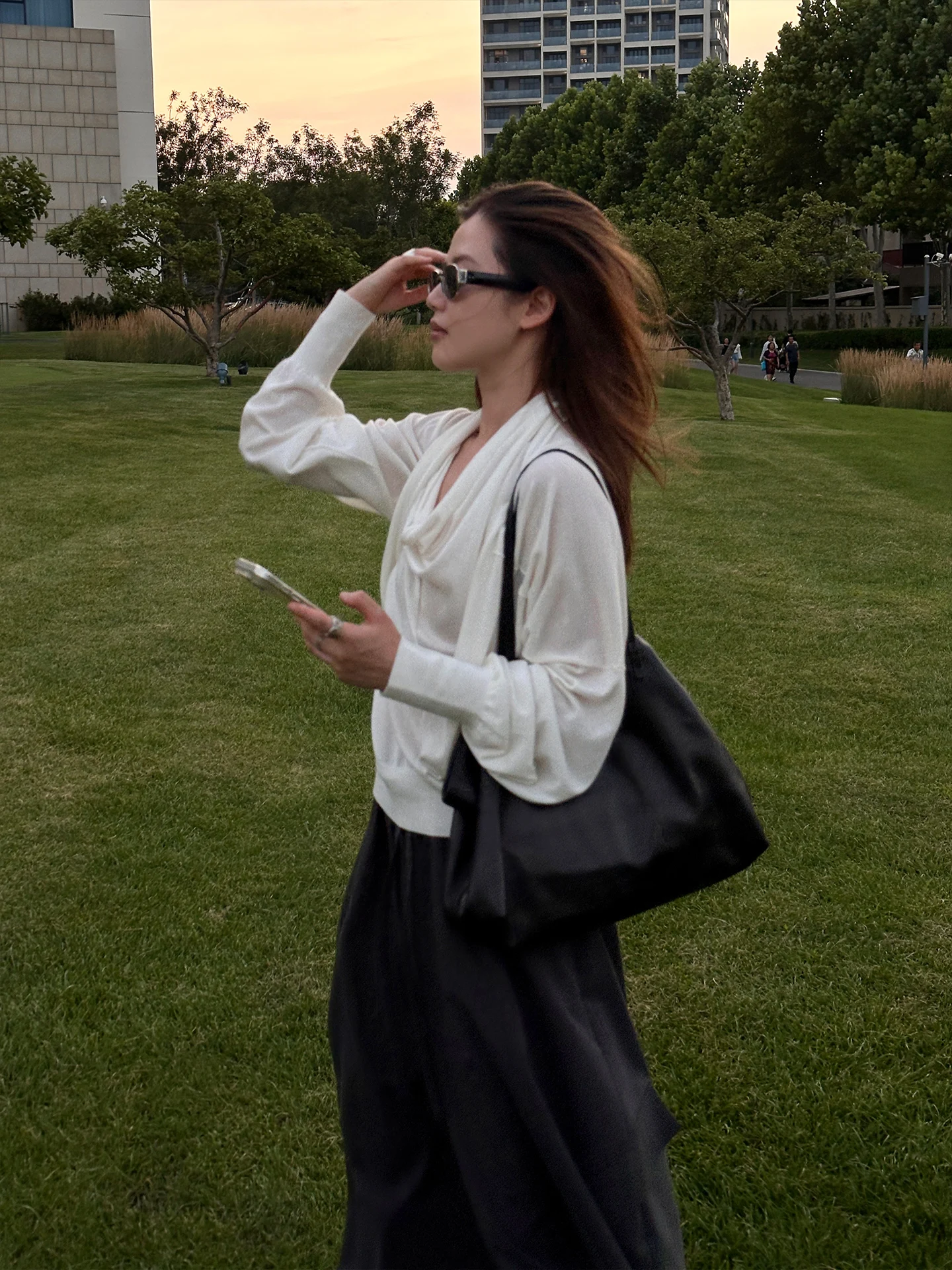 

Женский вязаный топ Cml Commuter из шелковой смеси: комфортный, мягкий на ощупь, многослойный, в корейском стиле, осенний, с длинным рукавом, V-образный вырез