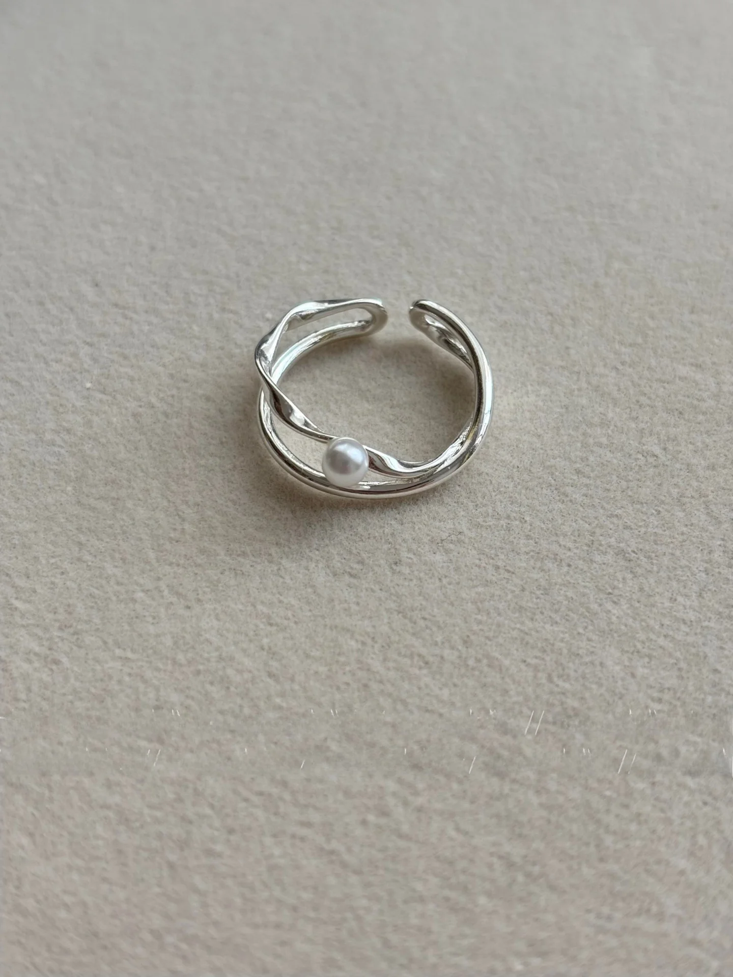 anillo-de-plata-de-ley-s925-gulaya-con-perlas-entrelazadas-joyeria-de-moda-con-un-toque-de-alta-gama-y-personalidad-para-mujer