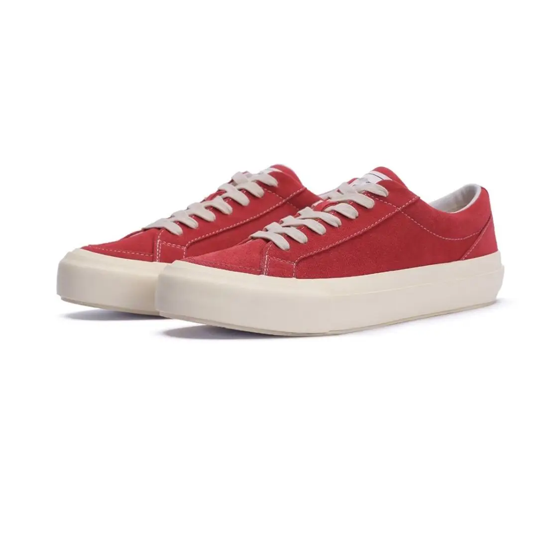 

New 2026 Men's Casual Canvas Sneakers Versatile Sports Shoes Fashionable Breathable Student White Shoes Lightweight Rubber Sole