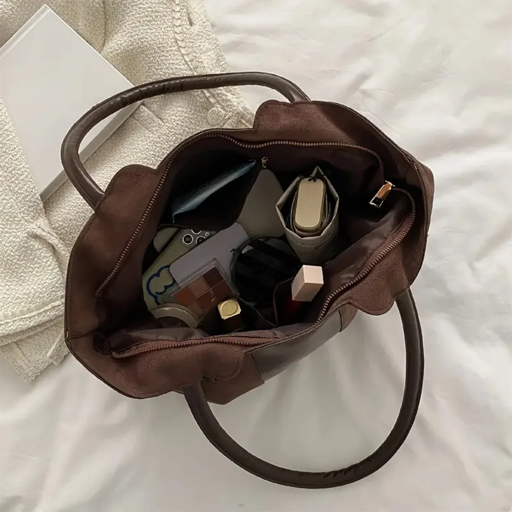 Fotografia 7: Bolsa de superfície de camurça para mulheres, bolsa de lazer de moda coreana, sacola de emenda de colisão de cor vintage