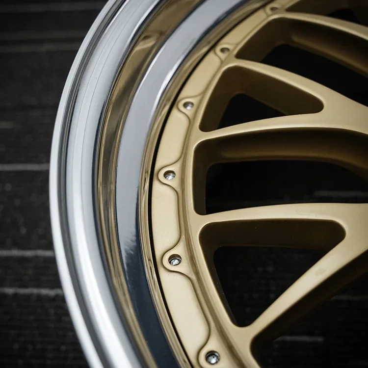 Customizable5*112/5*120/5*114.3  Forged Aluminium Alloy Two Piece Wheel Hub for Mercedes Benz Land Rover Porsche