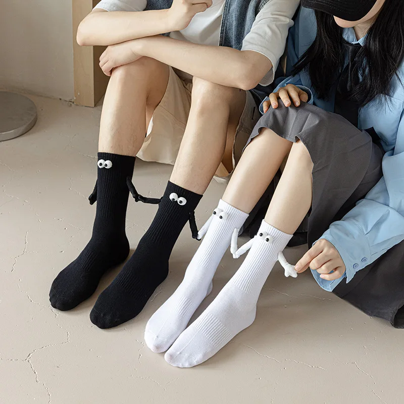 

Funny Socks Korea Ins Style Couples 3D Magnetic Holding Hands White Black Big Eyes Doll Soft Comfortable Fashion Creative Sock