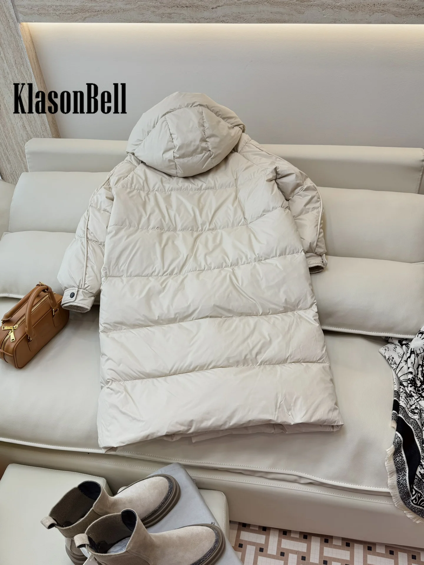 8.28 KlasonBell-Women\'s Temperament Hooded Fashion Keep Warm Thick Goose Down Outerwear Double Zipper Loose Down Jacket