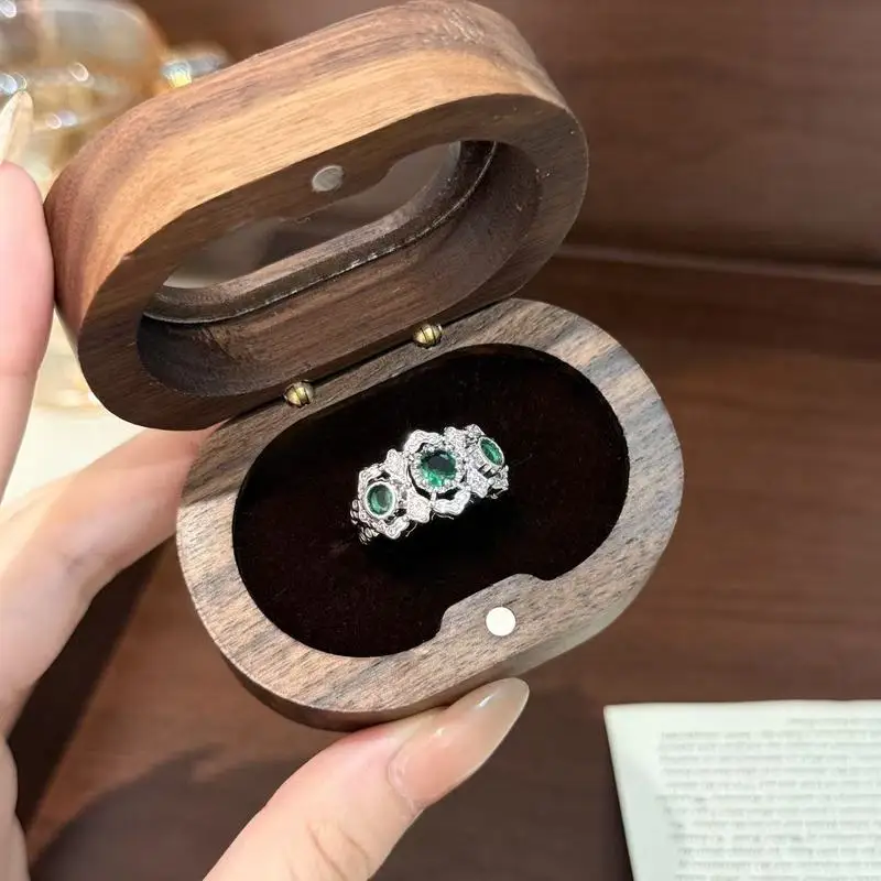 925 sterling silver hot selling gemstone European and American ring, women's style shining diamond inlaid emerald ring for women
