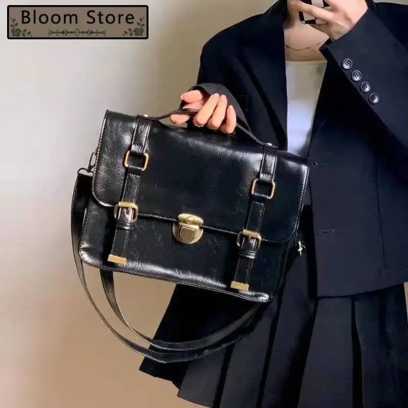 

Bloom Vintage Black Y2k Messenger Bag Women 2025 New PU Leather Solid Crossbody Bags Ladies Retro Haruku JK Handbags Female
