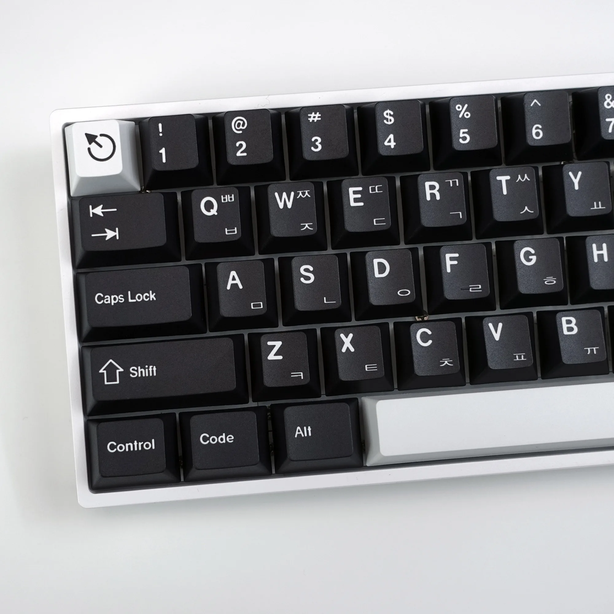 

KBDiy 147, корейские колпачки для клавиш GMK WOB, механическая игровая клавиатура, набор колпачков из ПБТ, вишневый профиль, на заказ, пятисторонняя сублимация aula F87 F108 F99 Pro ACE60 ACE68 RAINY75 AK74 gx87 crush8