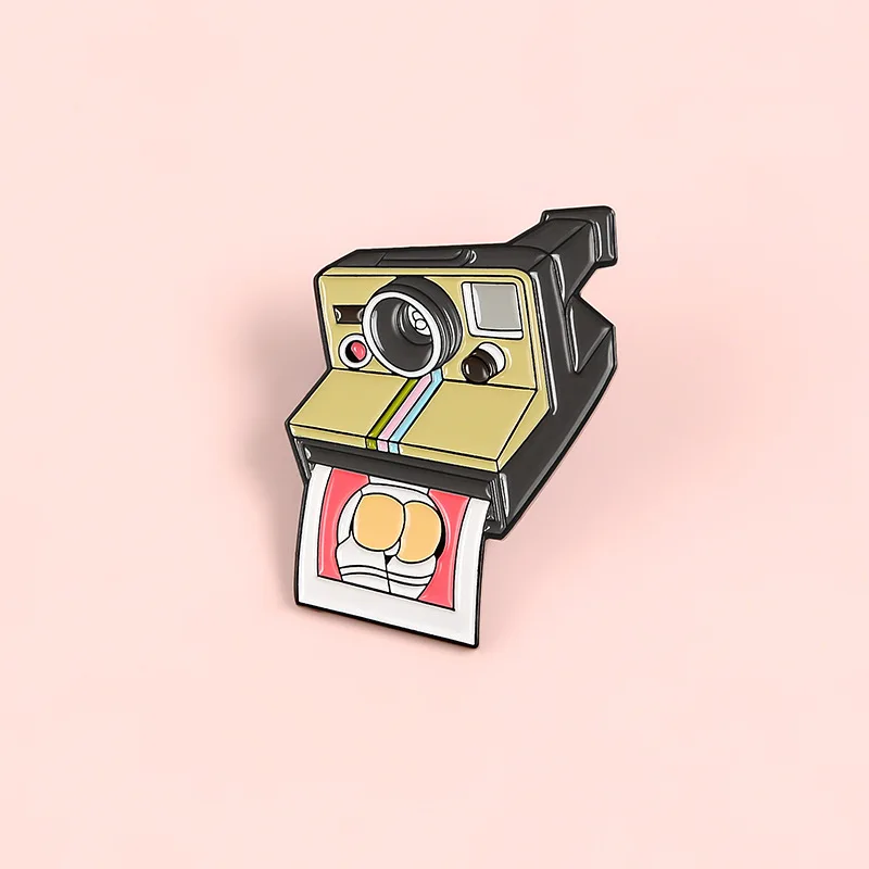 Broche en émail d'imprimante de dessin animé, insigne en métal mignon, épinglettes punk, amour de l'appareil photo arc-en-ciel, machine à coudre, valise, toilette, cadeau de bijoux