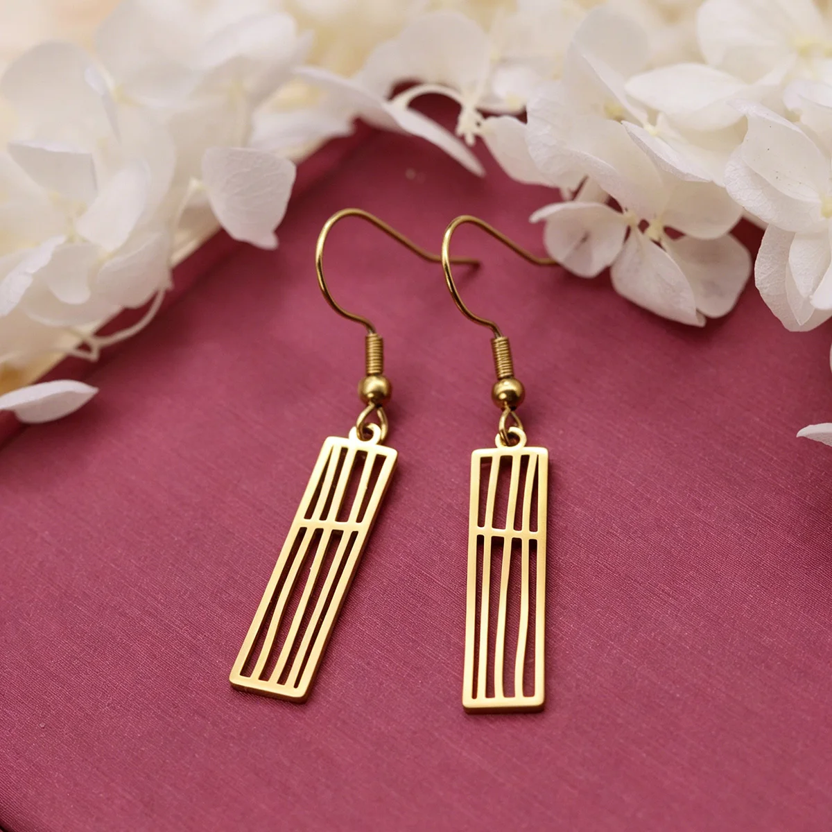 QIAMNI Irregular Geometric Vertical Bar Grille Dangle Earrings Birthday Gift Stainless Steel Fence Piercing Drop Earring Jewelry