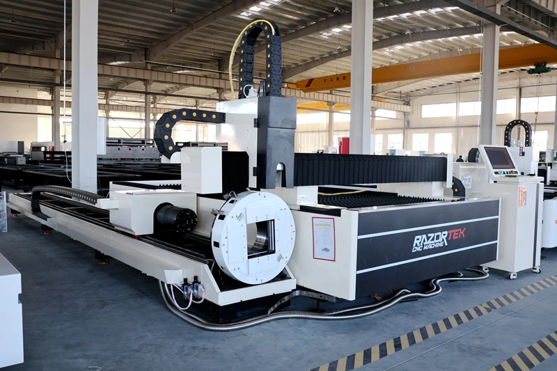 1530 3015 Laser Metallschneidetisch Rohr Faserlaserschneidemaschine