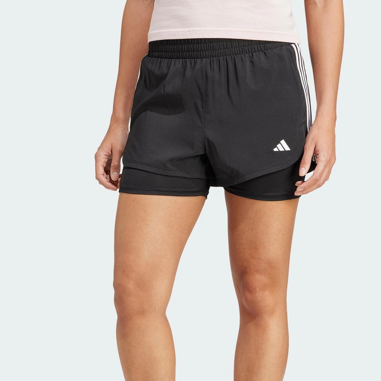 

Оригинальные летние женские спортивные шорты 2-в-1 с боковым разрезом Adidas JJ3116