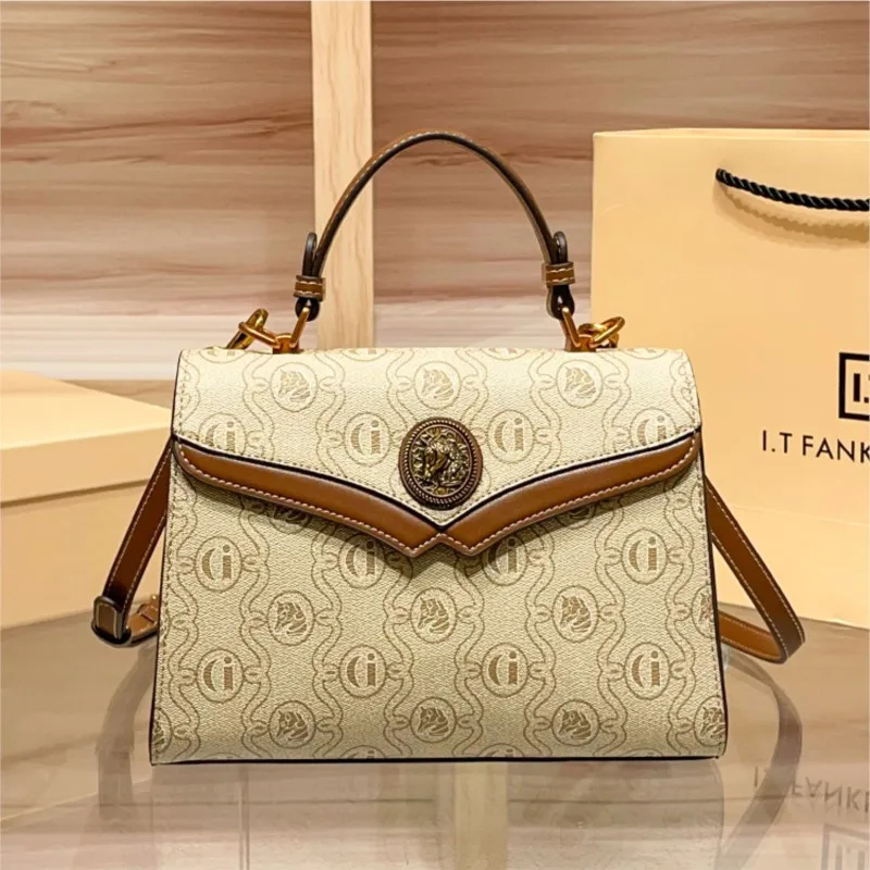 

Легкая женская сумка люксового бренда, новинка 2025, модная и высококачественная портативная нишевая сумка на одно плечо, изысканная сумка через плечо