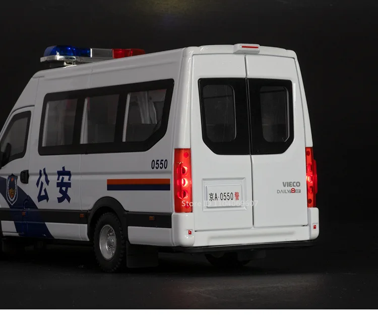 Maßstab 1:24 H2 Polizeiauto Spielzeug Miniaturmodelle Legierung Druckguss Türen geöffnet zurückziehen Sound Licht SWAT Fahrzeug Geschenke für Jungen – Detail 8