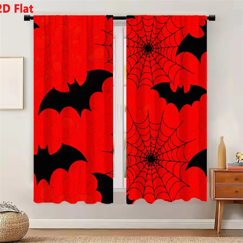2 cortinas con diseño plano 2D de Halloween, con grandes flores rojas, siluetas de murciélagos negros y telarañas negras con contorno rojo.