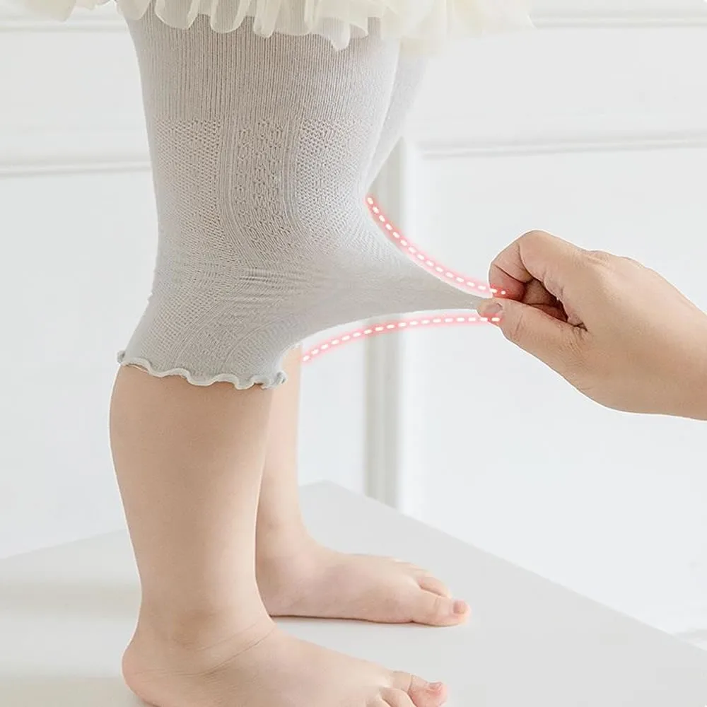 

Girls cropped pants baby leggings mesh baby ultra-thin wooden ear summer new children anti-mosquito wear.
