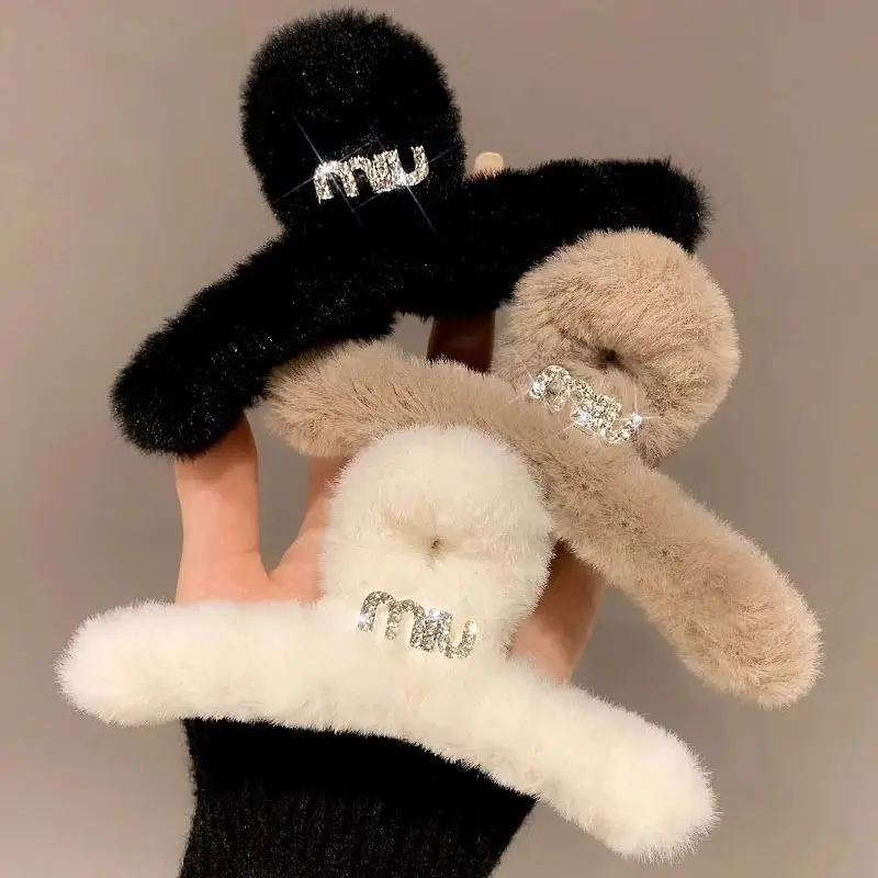 

Luxe Faux Fur Claw Clip for Women, Oversized Hair Claw for Thick Hair, Elegant Velvet Scrunchies for Updos