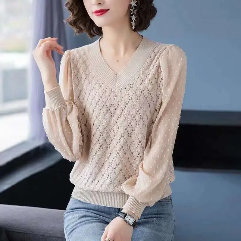 Elegant V-Neck Gauze Spliced Screw Thread Hollow Out Blouse Women Clothing 2022 Autumn New Casual Tops Loose Office Lady Shirt