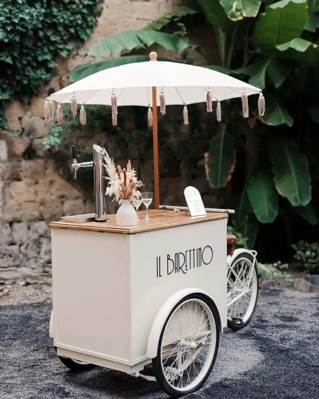 Ice cream tricycle / cart / bikes for sale bicycle with freezer