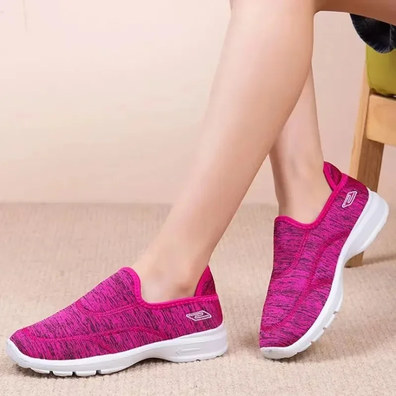 women shoes  new lightweight casual shoes breathable mesh knitted sports shoes women flat