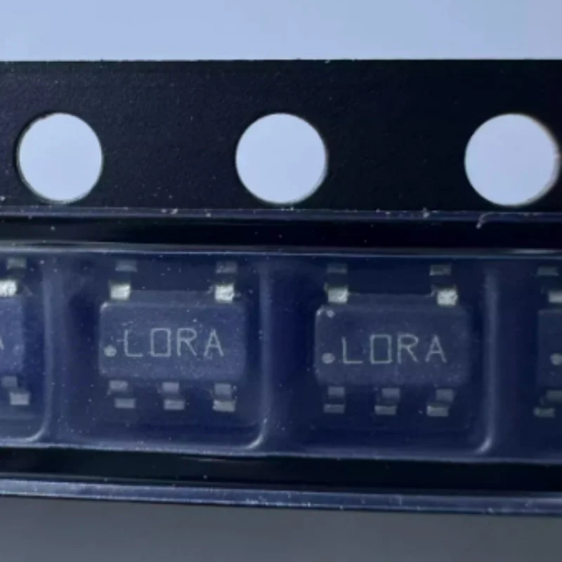 10PCS/LP2985AIM5X-3…