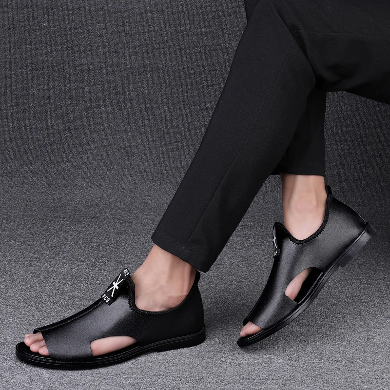 

2026 New Summer Men Sandals Leisure Beach Men Shoes High Quality Genuine Leather Sandals Fashion Men's Sandals