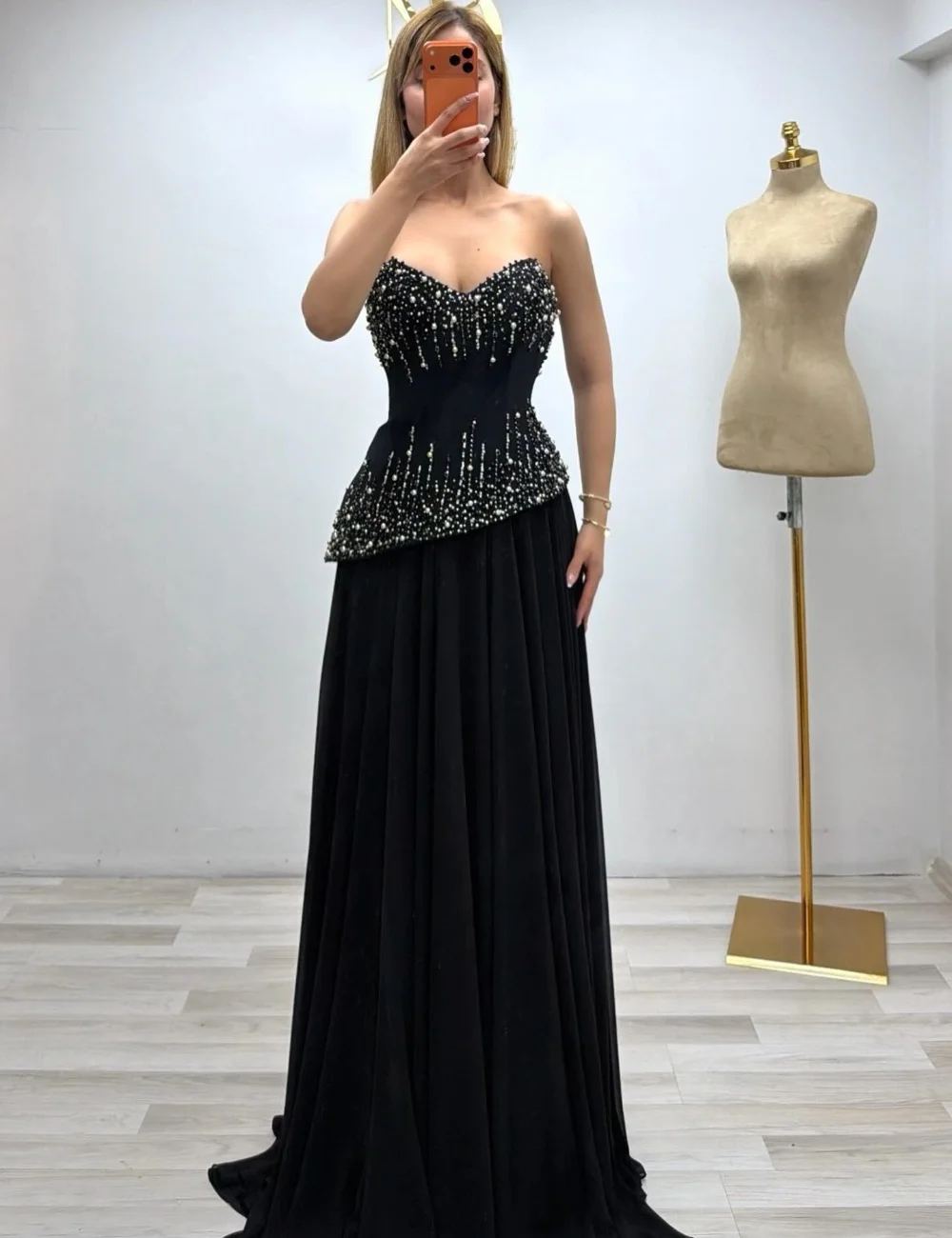 تخصيص أنيقة جيرسي الطية مطرزة ألف خط الحبيب فساتين حفلة موسيقية طويلة فاخرة 2025 البريق جودة عالية