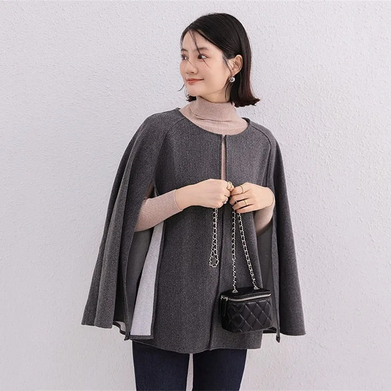 

Women‘s Woolen Vest Tops 2026 Spring Autumn Winter Solid Color Woolen Cloak Vest New Fashion Round Neck Loose Cloak Jacket Coat