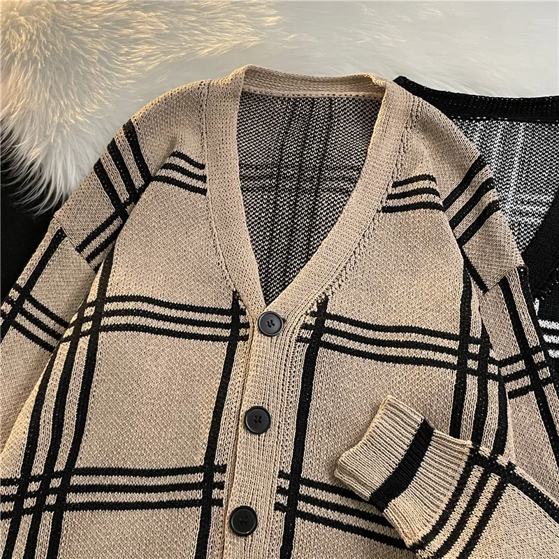 Checkered Pattern Casual Men's UK Style Knited Coat Button Closure V-Neck Knitting Suit Coat Streetwear