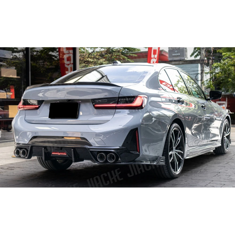 ألياف الكربون المصد الخلفي الناشر لسيارات BMW 3 Series G20 G28 LCI M Sports 2023 + FRP الشفة الخلفية مع ضوء Bodykit