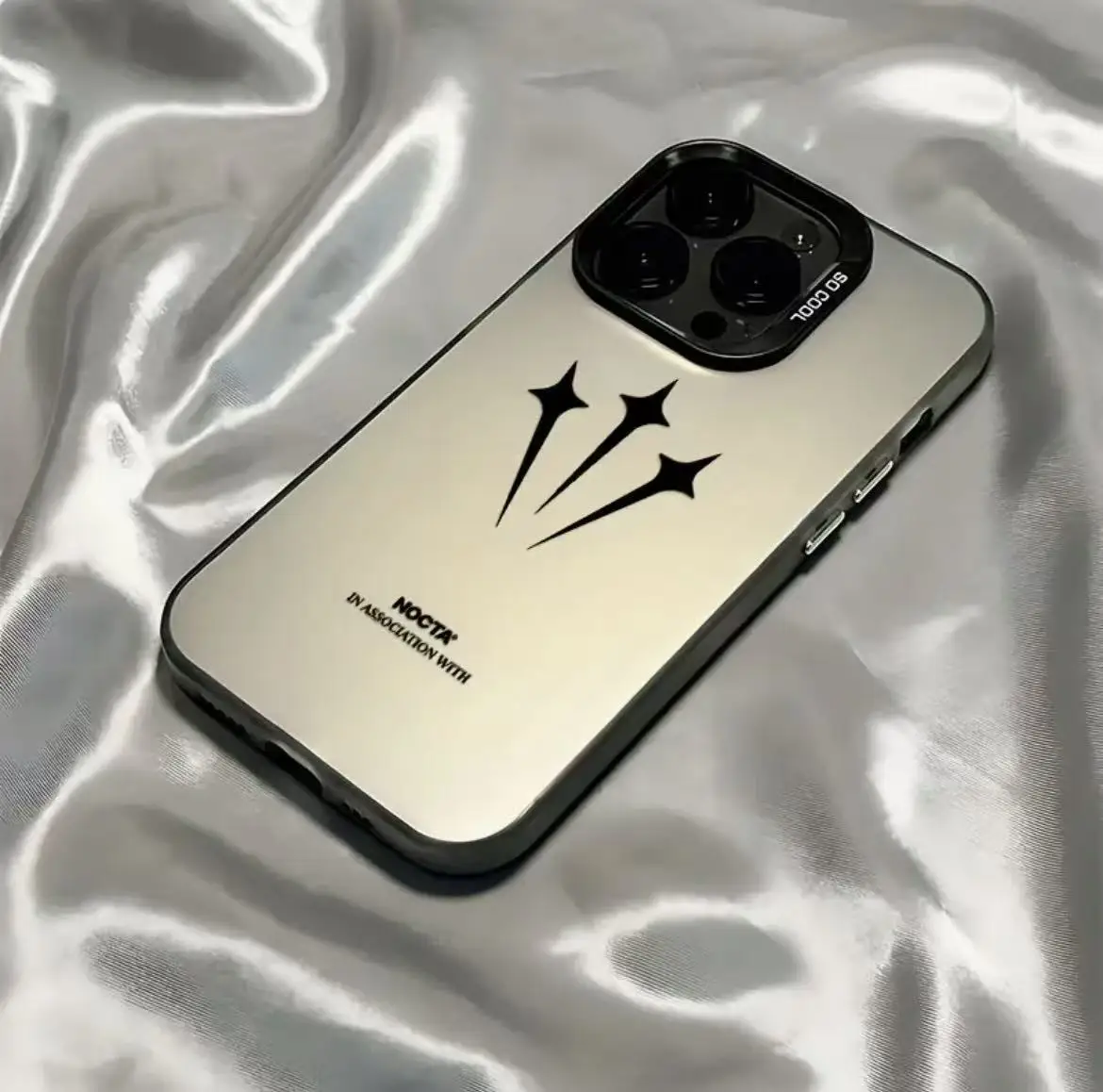 Capa de Celular Estilosa e Simples com Estampa para iPhone 17 Air 16 E 15 14 13 12 11 Pro Max Plus MINI Y2K Antichoque e à Prova de Quedas IMD