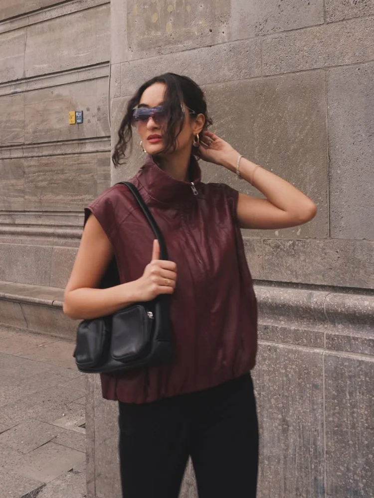 

Women Chic Retro Red Leather Vest Solid Stand Collar Zipper Sleeveless Cropped Waist Coat 2026 Lady Daily Highstreet Coats