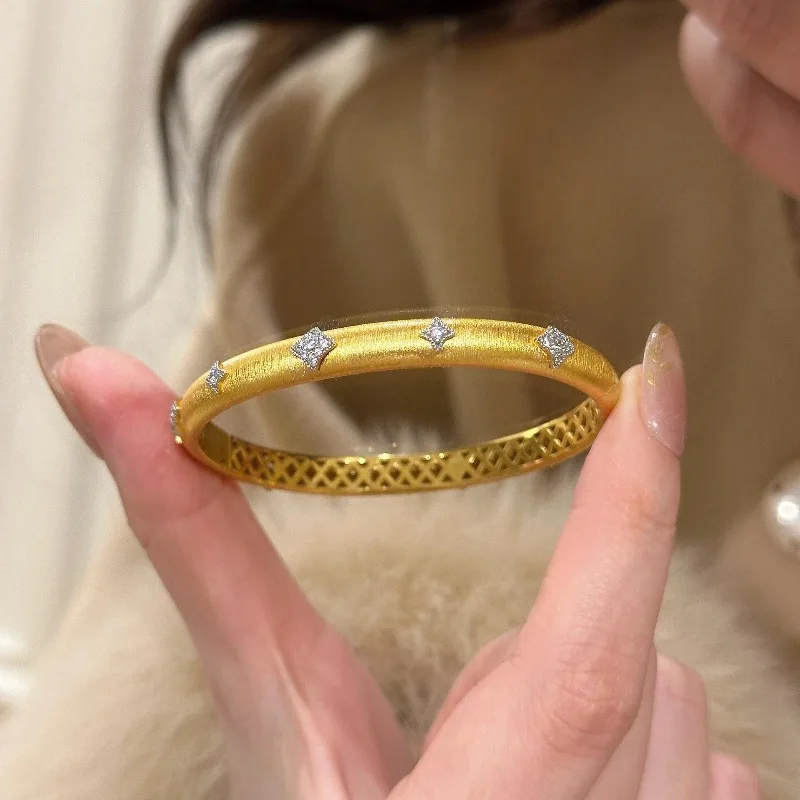 High end palace style inlay diamond star brushed bracelets luxurious texture sparkling elegant bracelet for women charms jewelry