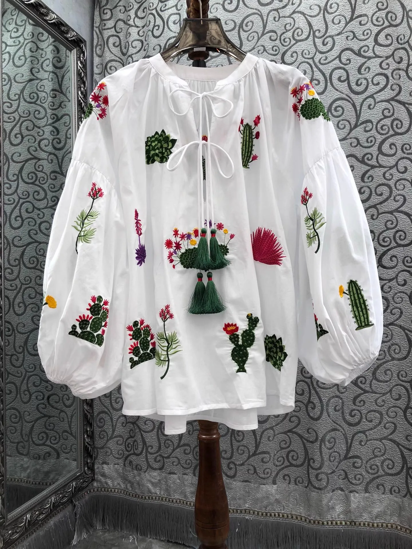 

100%Cotton Blouse Shirts 2025 Summer Style Women Colorful Floral Embroidery Lantern Sleeve Elegant Loose White Tops Blusas