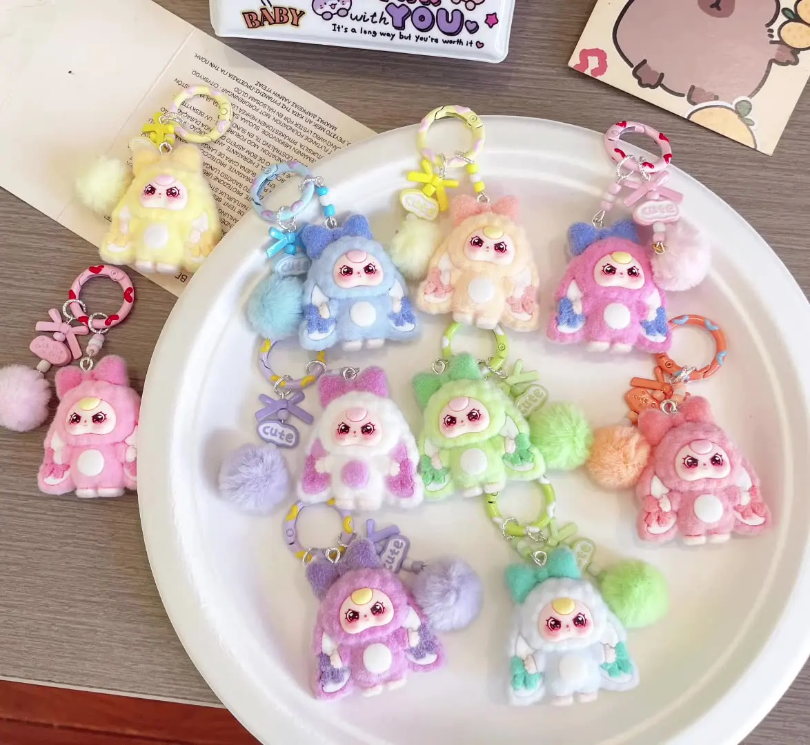 1 Stück dreidimensionaler Schlüsselanhänger – süßer kugelförmiger Schlüsselanhänger mit Schmetterlingsknoten