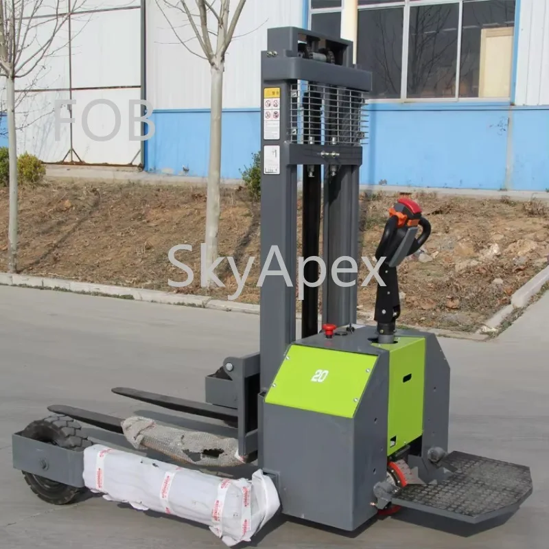 Off Road Pallet  Stacker 1.5T  All Terrain Stand On Electric 3M Lifting FOB CE Lithium Battery High Stability For Ware Logistics