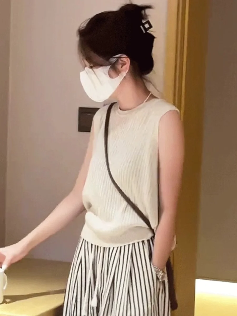 Cross Back Ice Silk Short Sleeve Knitted Top Women's Fashion Summer Trendy Sleeveless Knitted Upper Body round Neck Regular L...