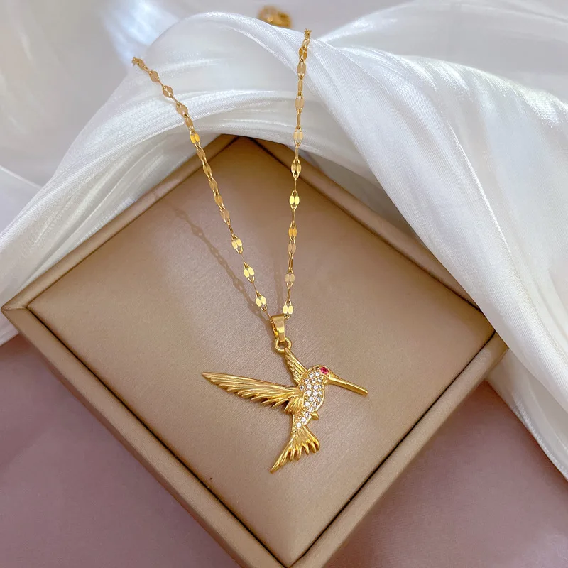 Edelstahl-Halskette mit blauem Kolibri-Anhänger für Damen, trendige fliegende Vogel-Halskette, Choker, ästhetischer Schmuck, Geschenk – Detail 9