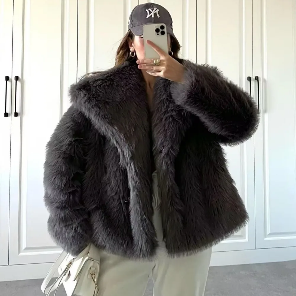 Faux Fox Fur Jacket Female 2024 Winter New Fashion Gradient Fluffy Fur Coat Women High Street Luxury Big Fur Collar Overcoats